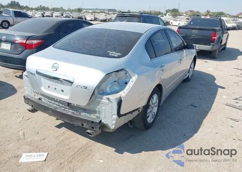 2010 Nissan Altima 2.5 S z USA, uszkodzony, nr VIN 1N4AL2AP3AN429517
